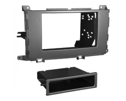 Перехідна рамка Metra Toyota Sienna 99-8229S